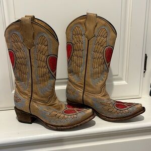 Teen Corral Tan Boots with Red Heart Design